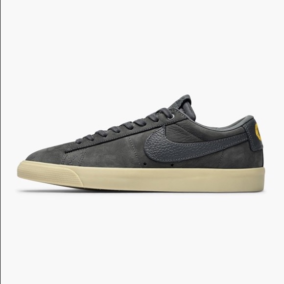 Nike Sb Zoom Blazer Low GT QS - Picture 2 of 8